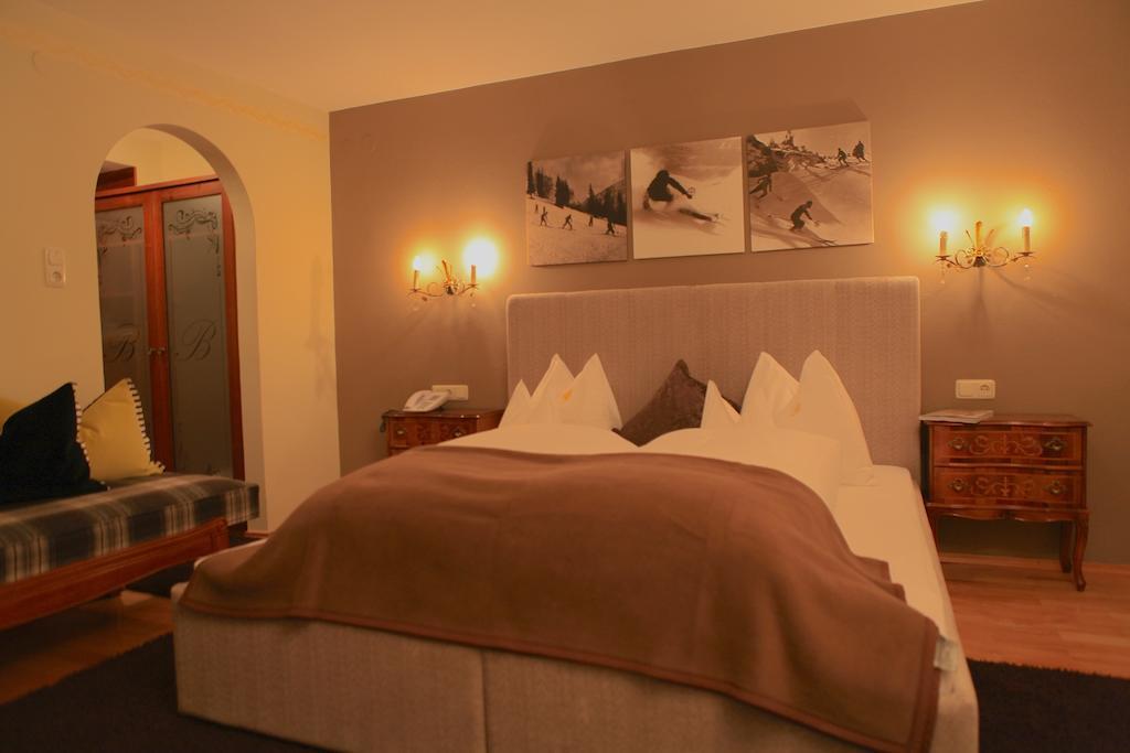 Chalet Brunnenhof St. Anton am Arlberg Zimmer foto